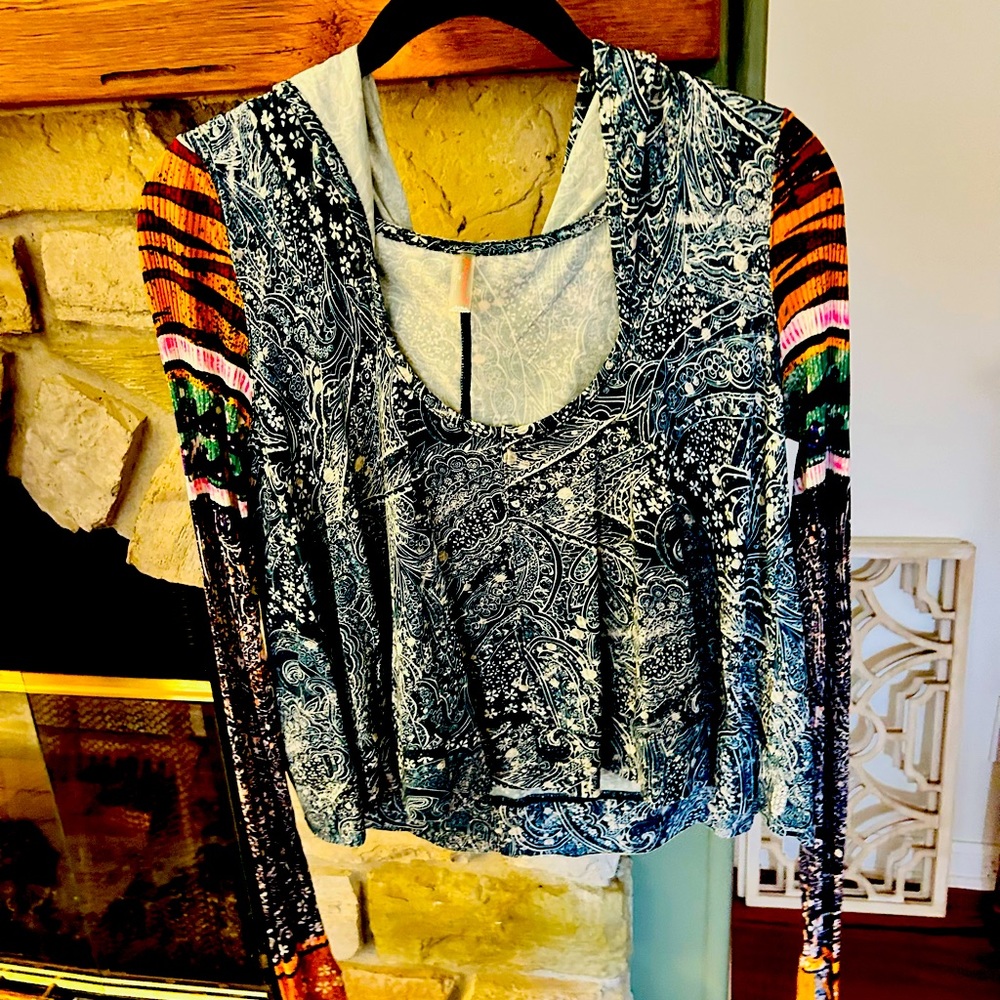 Free people crop hoodie